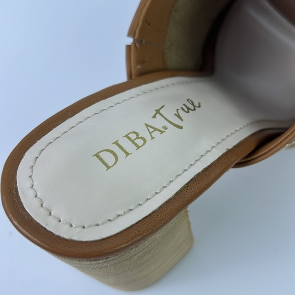 DIBA.True Twin Crest Heel SandaL - Picture 8 of 11